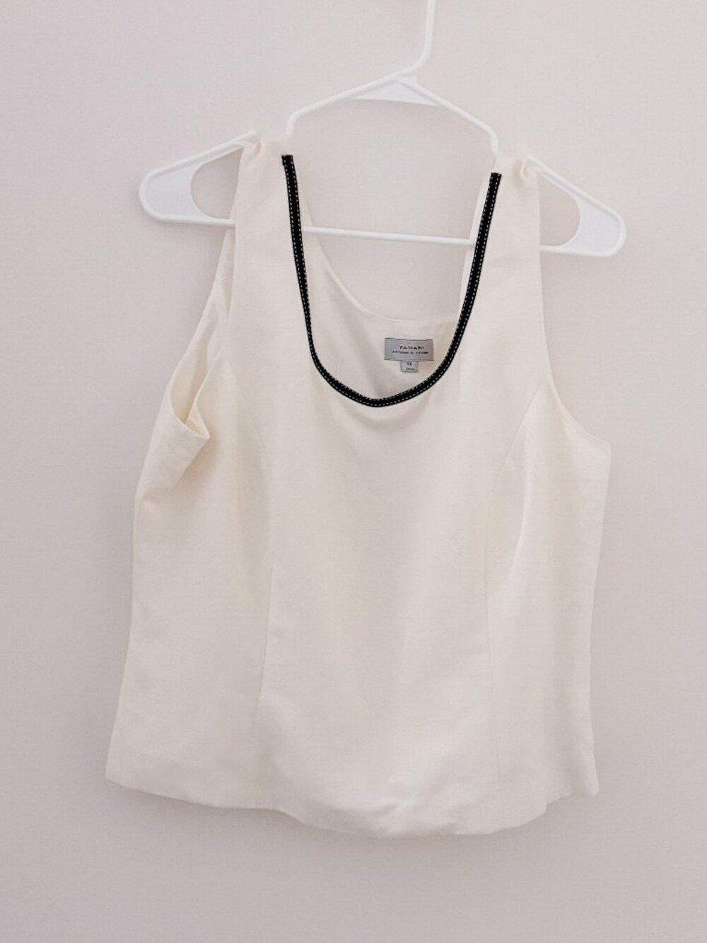 Tahari Arthur S. Levine Ivory Linen Blend Sleeveless Shell Top Women's Size 16